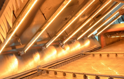 紅外加熱用什么控制溫度:固態(tài)繼電器、機(jī)械式繼電器或功率控制器?